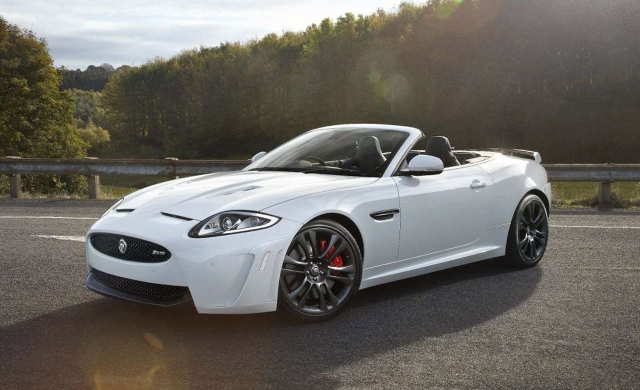 Jaguar поразил Лос-Анджелес «горячим» кабриолетом