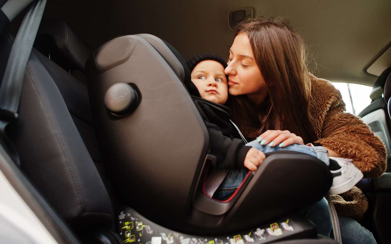 Новые штрафы! Ужесточаются правила перевозки детей