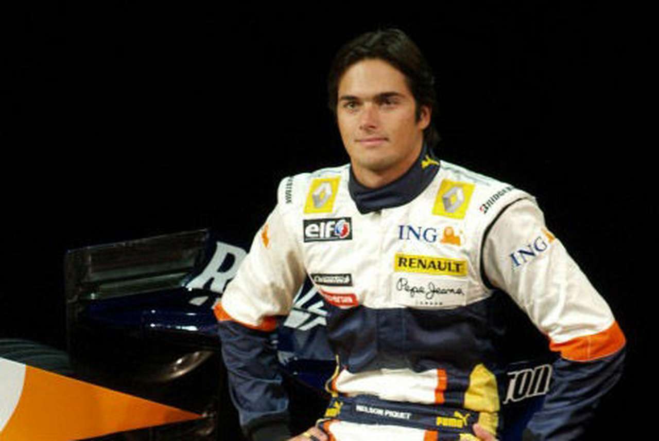 Приветствие Пике российским болельщикам (ВИДЕО)