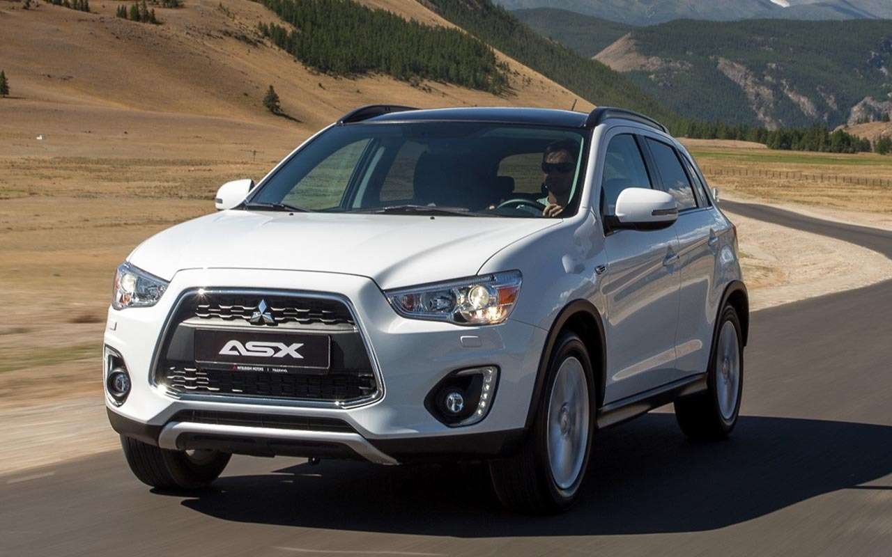 Надежные кроссоверы. Mitsubishi ASX Suriken. Мицубиси кроссовер 2015. Митсубиси кроссовер белый. Мицубиси кроссовер с пробегом.