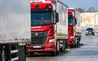 Беспилотные КАМАЗы с оператором в кабине на трассе М-11