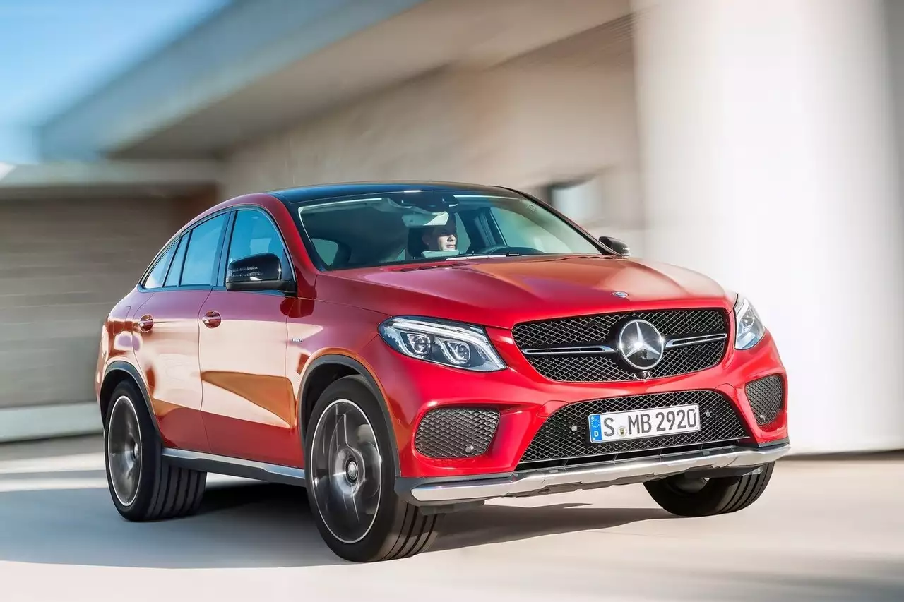 Mercedes-Benz представил свой вариант «X6» – кроссовер GLE Coupe