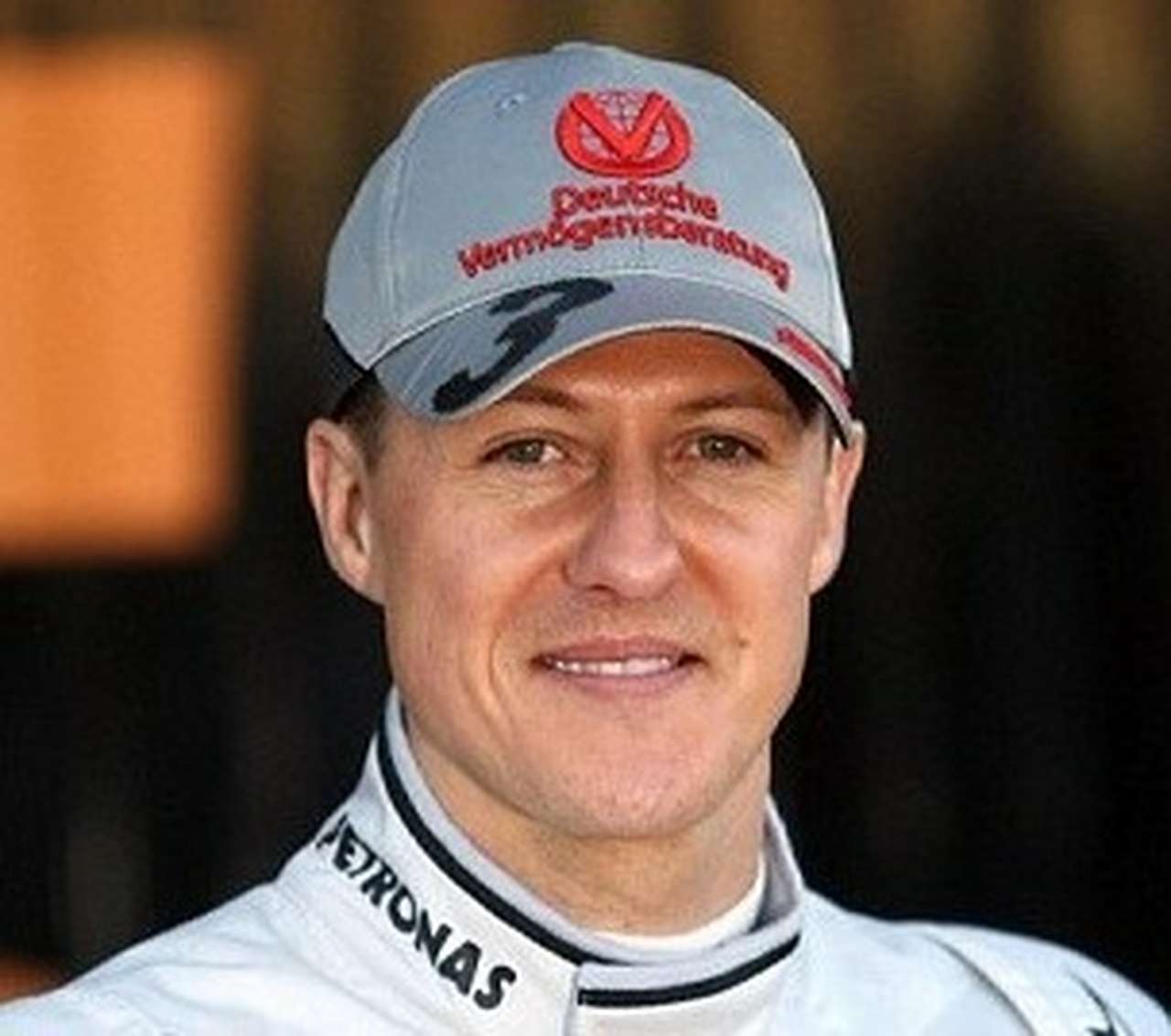 Вертолетная компания отрицает причастность к краже медкарты Шумахера