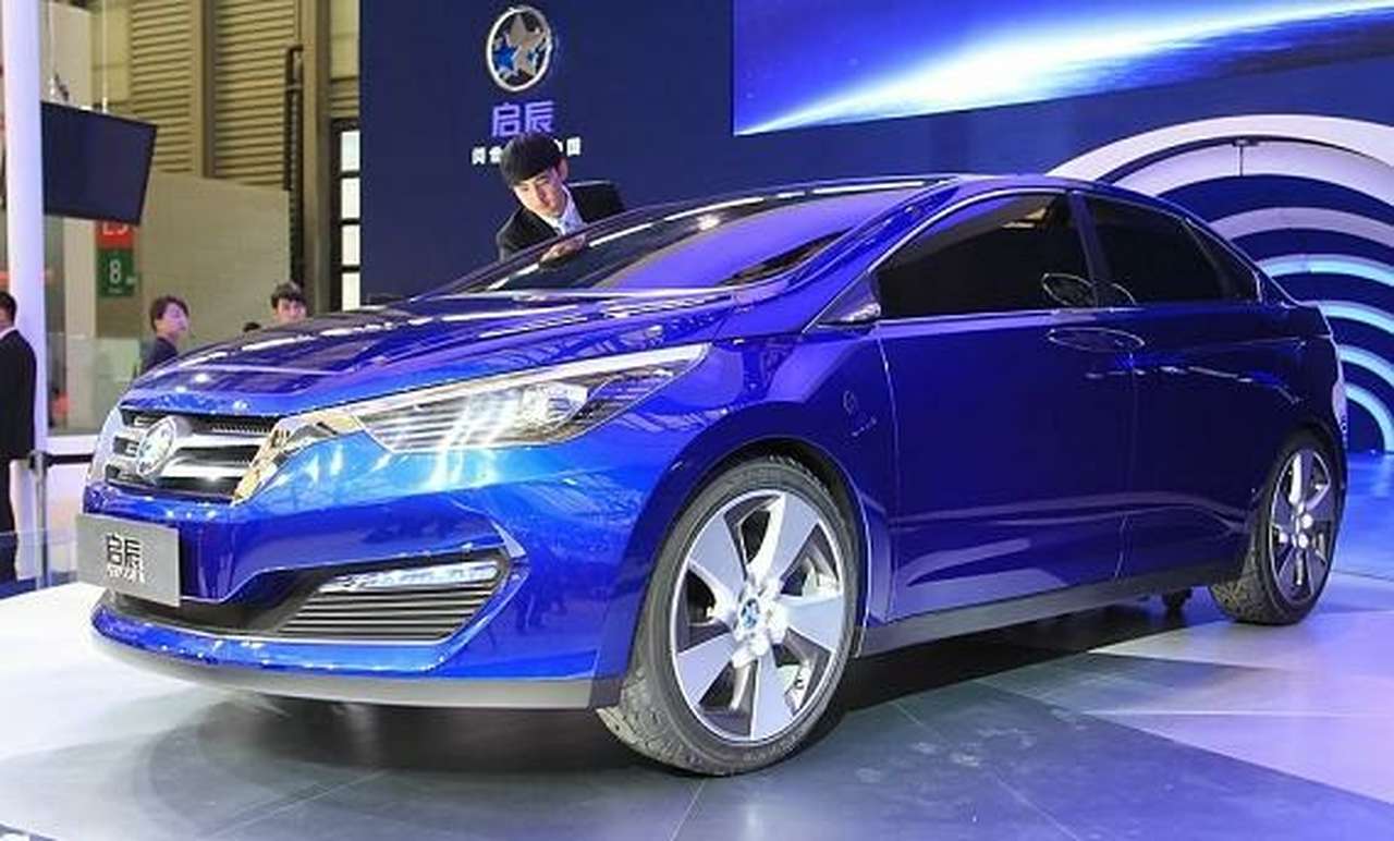 Venucia, первенец нового бренда Nissan, засветился в Шанхае