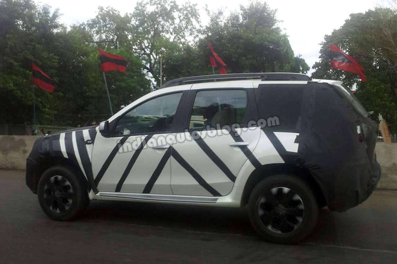 Кроссовер Nissan Terrano проходит дорожные тесты