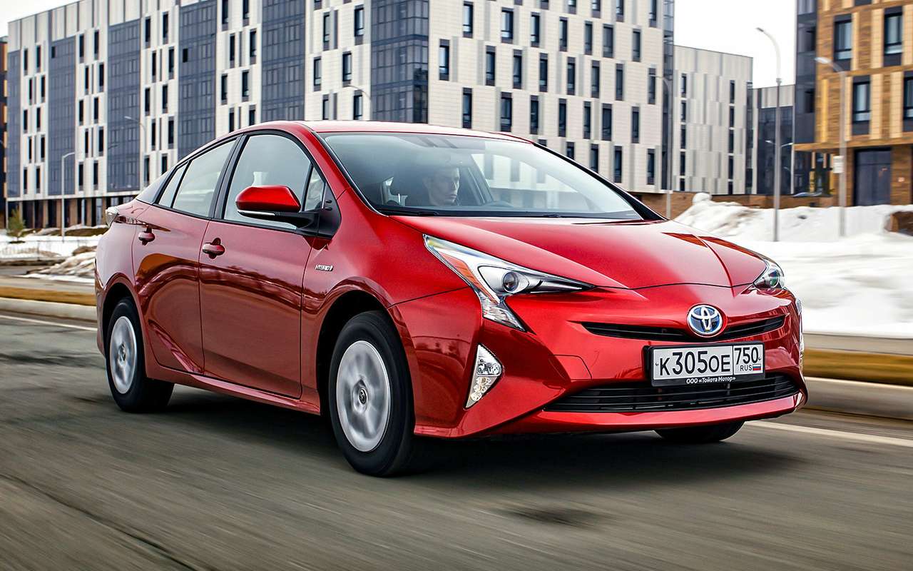 Гибрид Toyota Prius четвертого поколения добрался до российского рынка