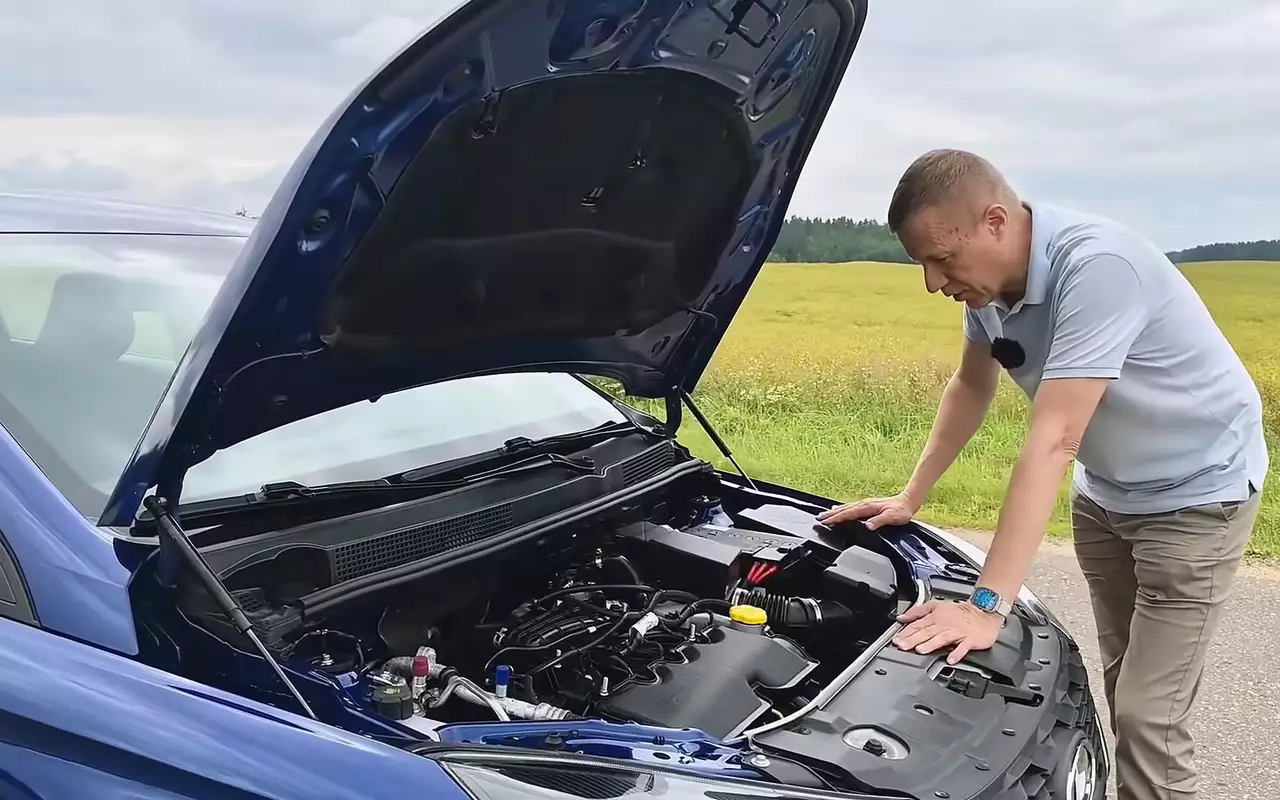 Заглянули под капот товарной Lada Iskra — что удивило сильнее всего?