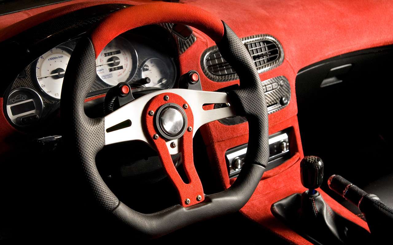 Почему у машин руль, а у самолетов — штурвал?