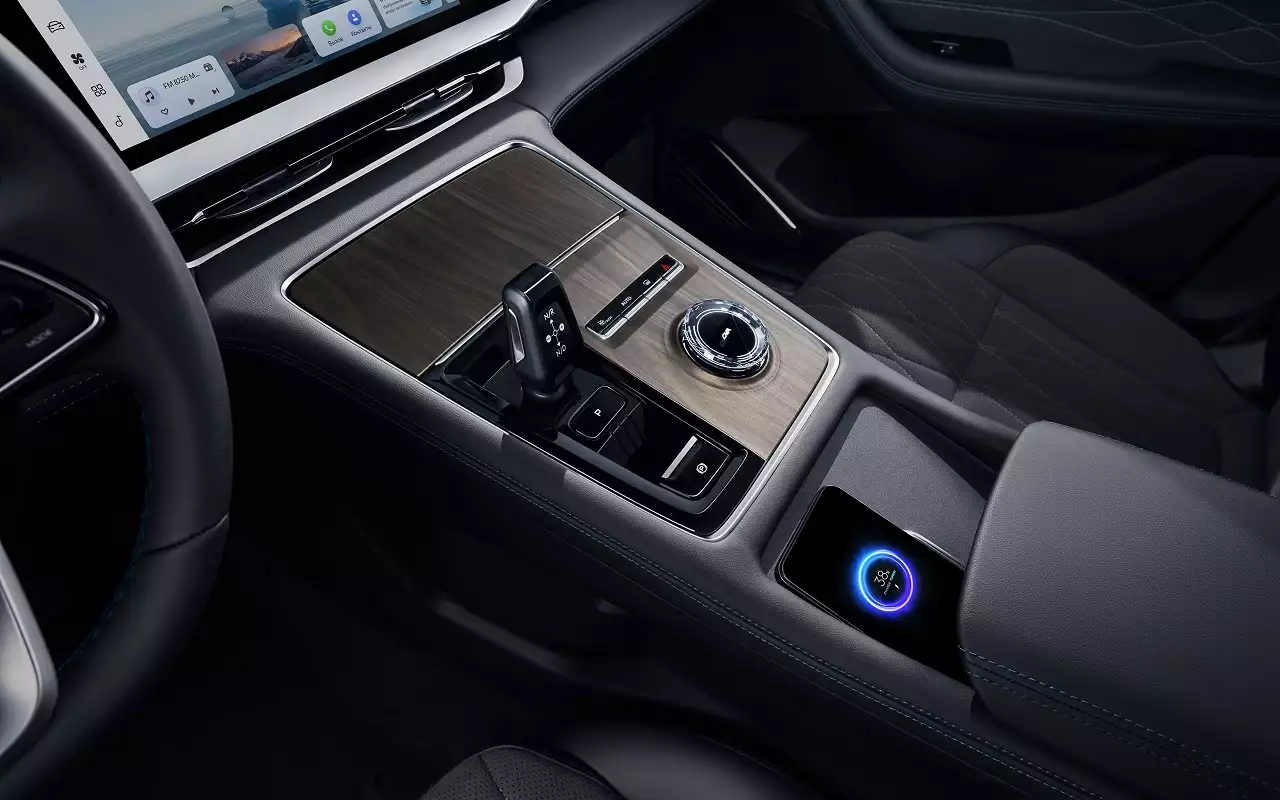 Популярный в РФ кроссовер обновился — есть подробности!