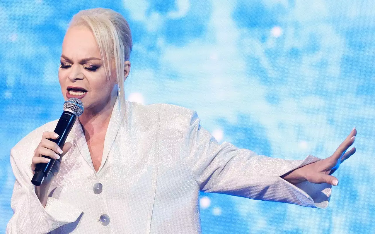 Страховка от «схемы Долиной»: что делать покупателям?