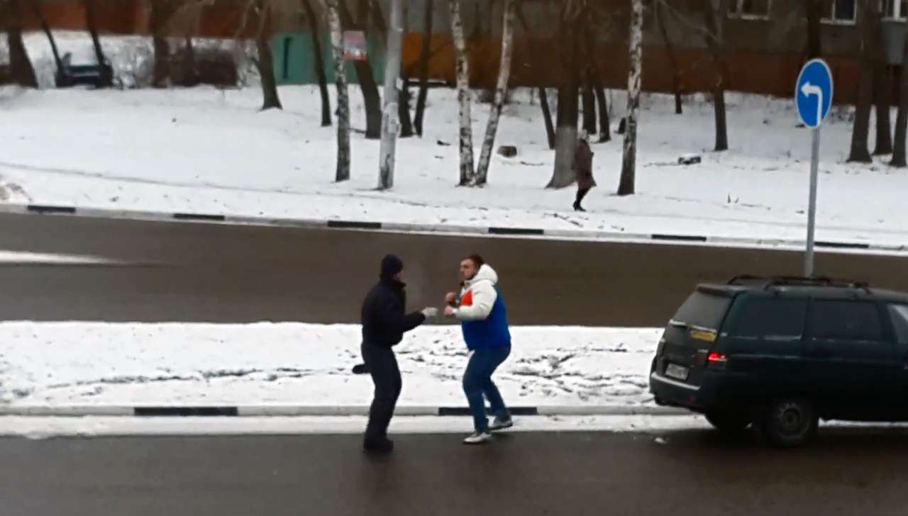  Кто сильнее, тот первым и поедет (ВИДЕО)