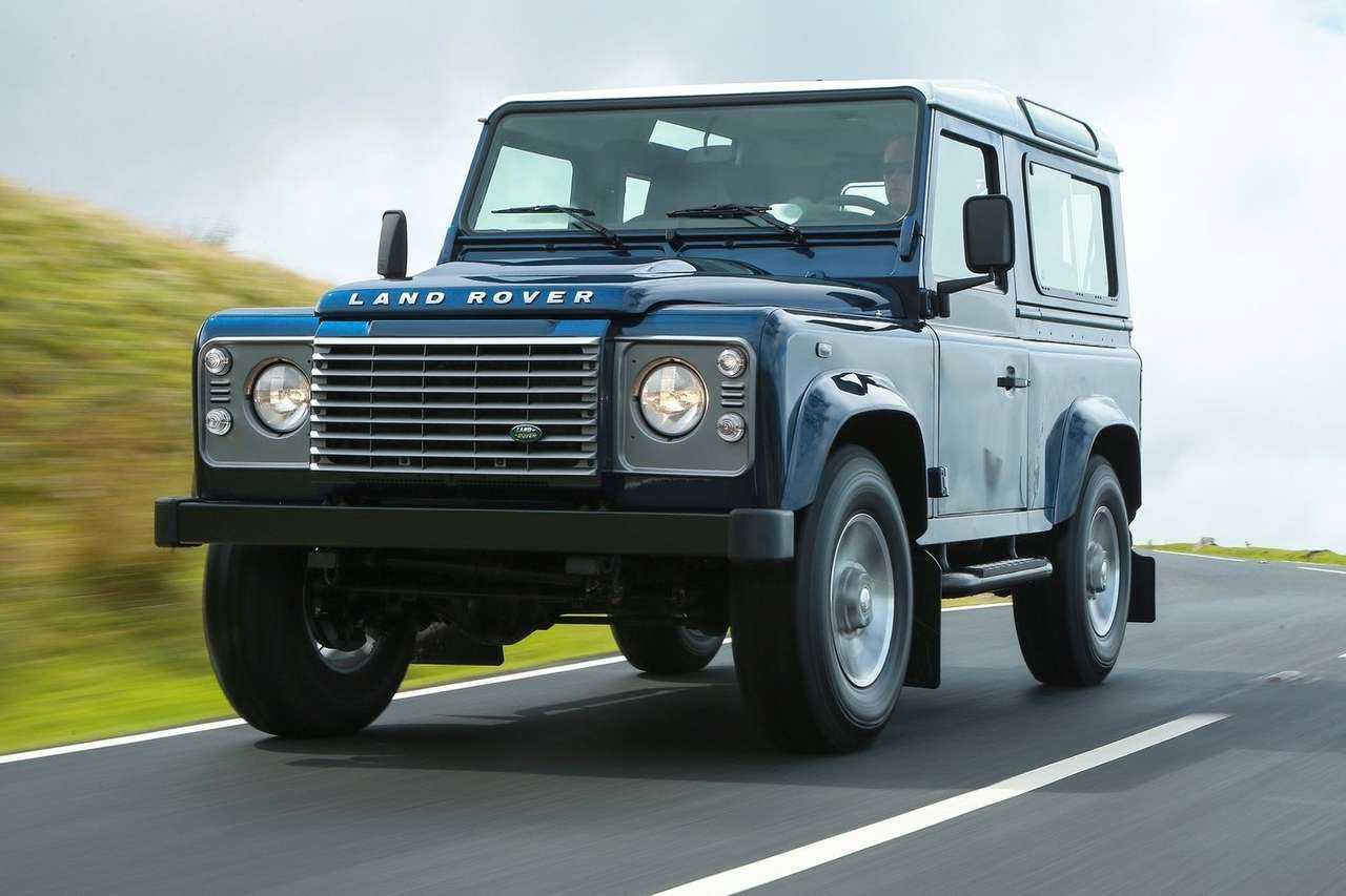 Новое семейство Land Rover Defender будет доступным