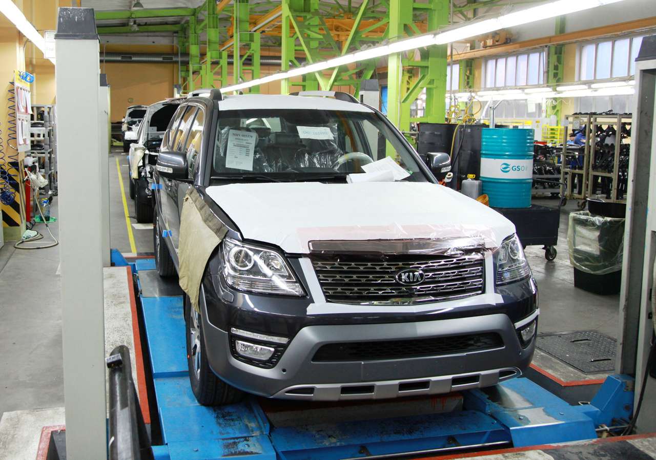 «Автотор» поставил на конвейер обновленный Kia Mohave