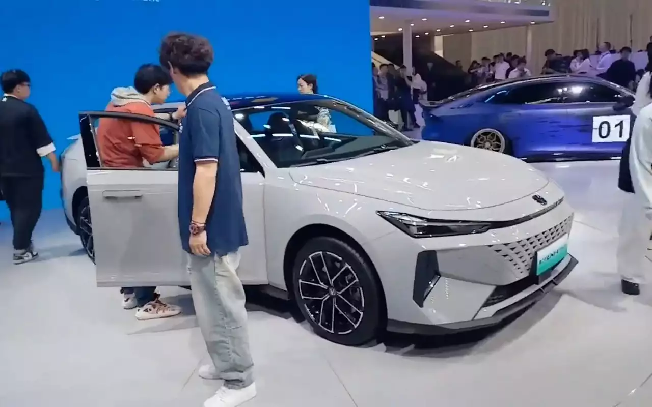 Changan Uni-V