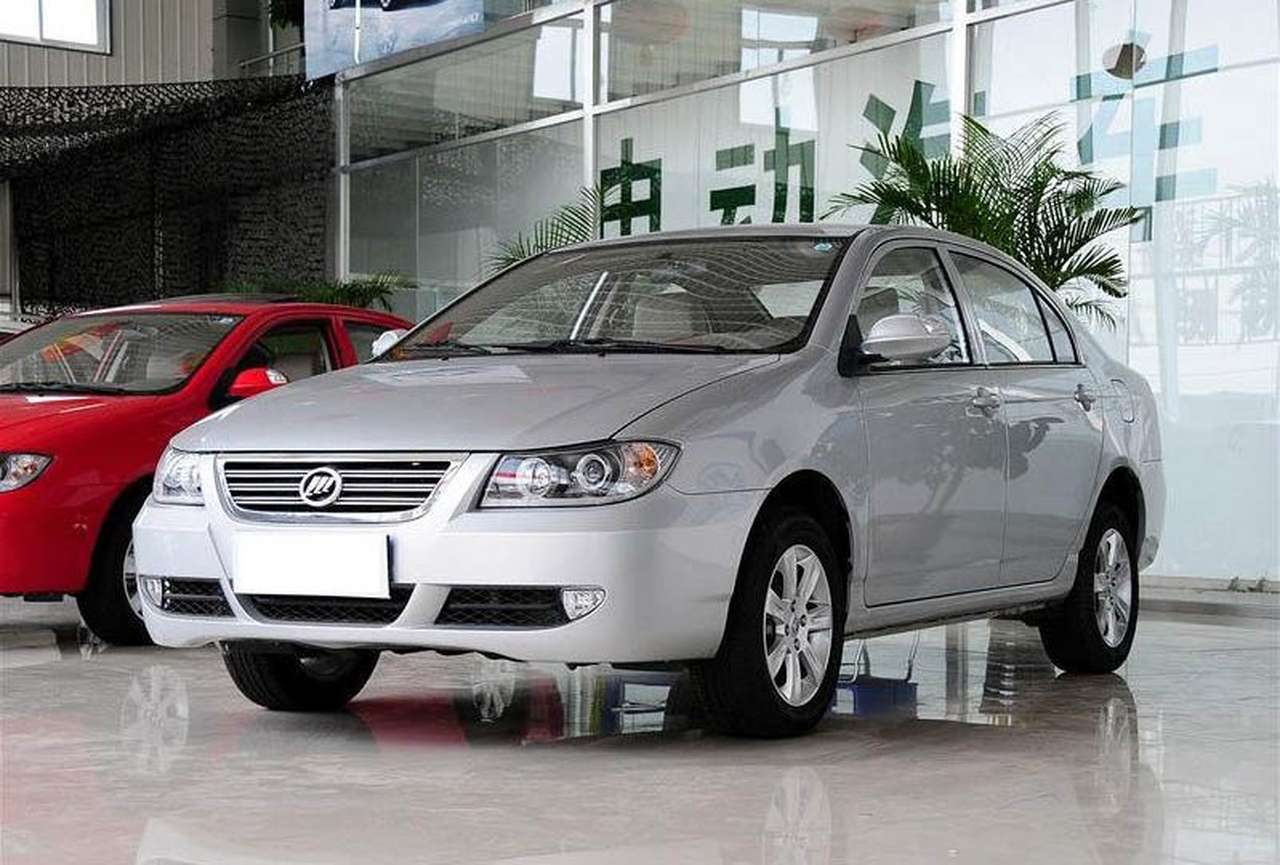 В Китае продали новых легковых автомобилей в 8 раз больше, чем в России