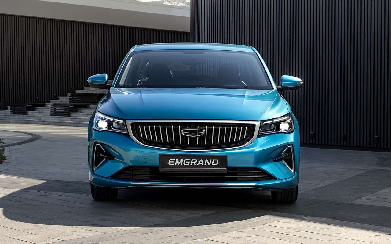 Новый Geely Emgrand: объявлены цены и комплектации для России