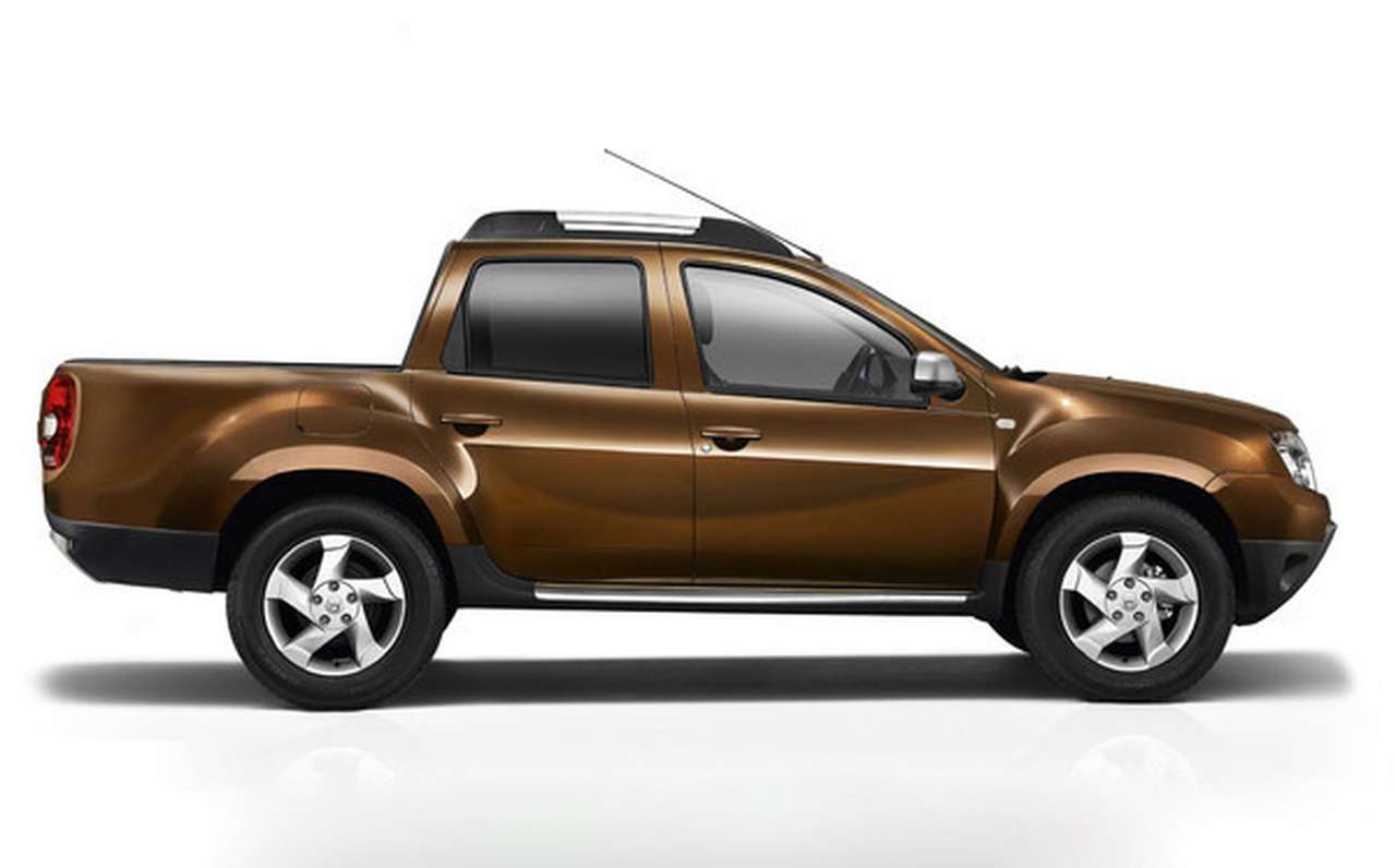 Бензиновый шестнадцатиклапанный «атмосферник» 1.6 мощностью 105 л. с. в некоторых странах (в Бразилии, к примеру) сможет переваривать этаноловый коктейль E85, а у полуторалитрового четырехцилиндрового турбодизеля будет две версии форсировки – на 90 и 110 лошадиных сил