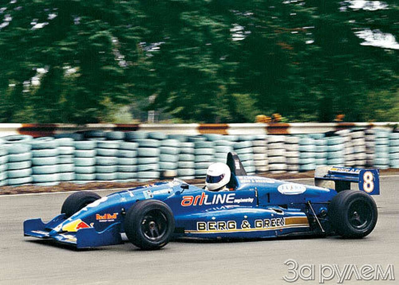 Не дают скучать