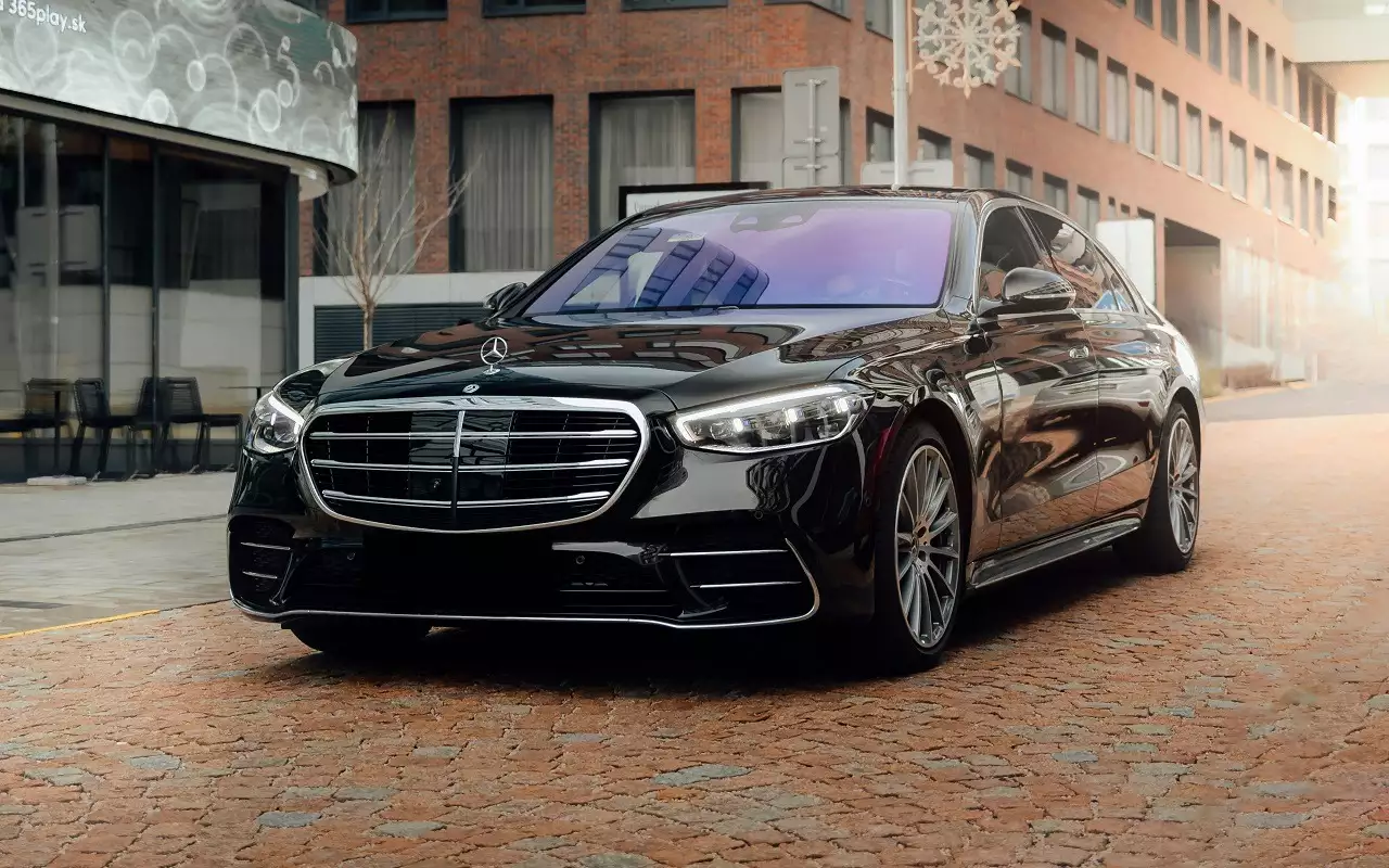 Mercedes-Benz S-class W223