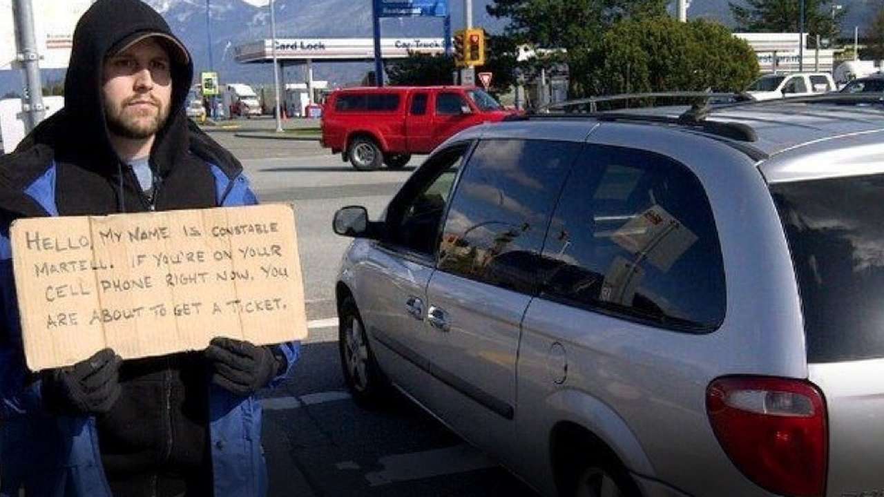 Канадская полиция объявила войну мобильникам