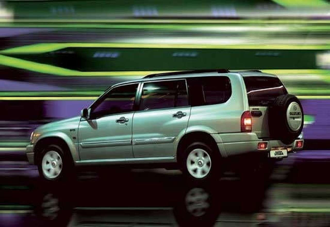 Suzuki отзывает внедорожники