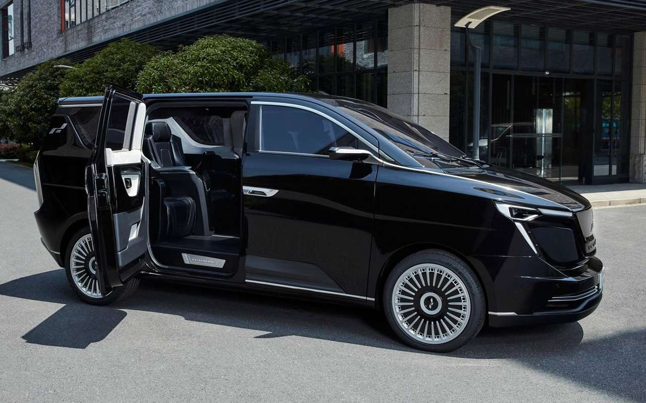 Роскошный электровэн Iconiq 7 мечтает катать чиновников