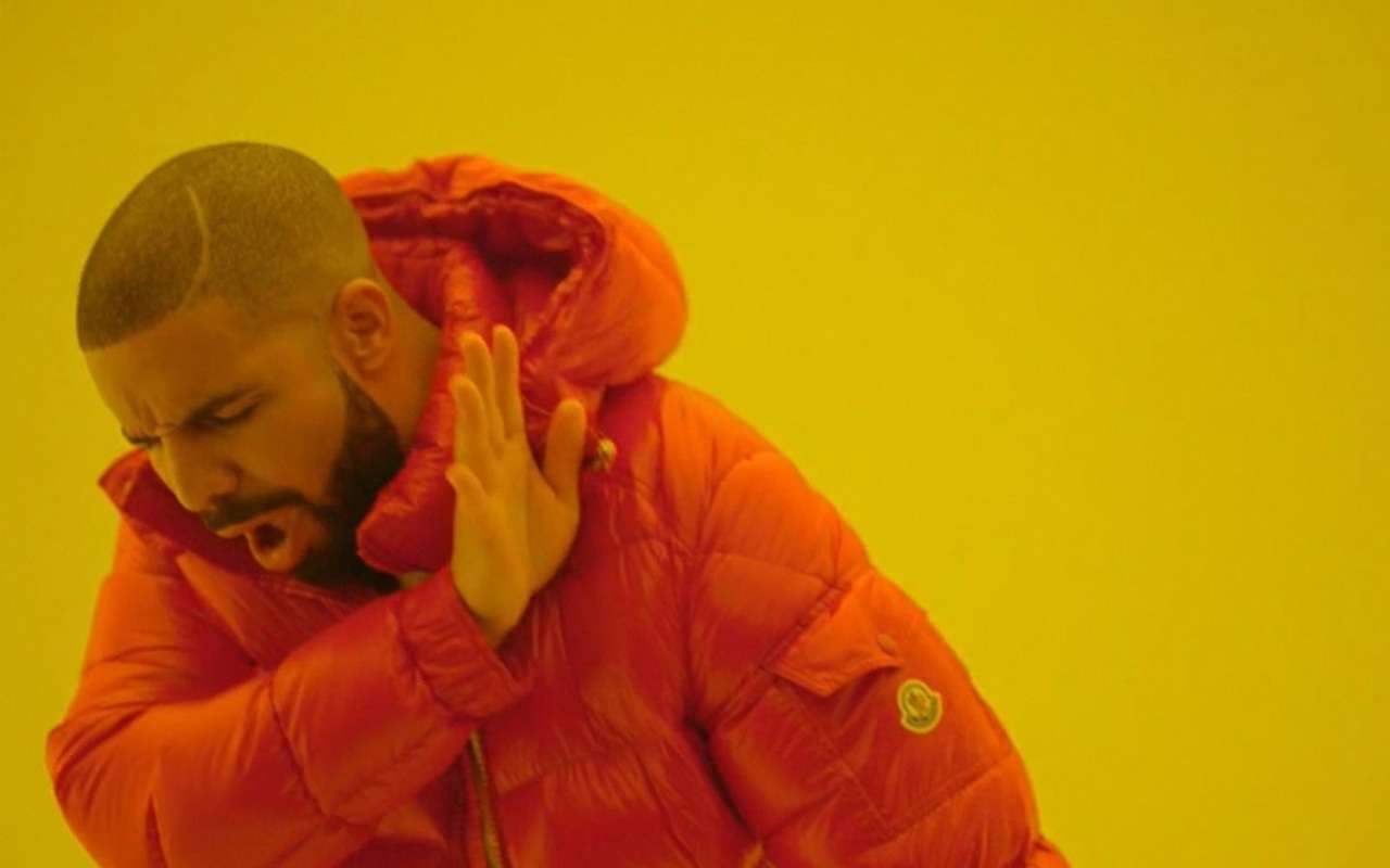 Названы 10 худших машин по итогам 2022 года