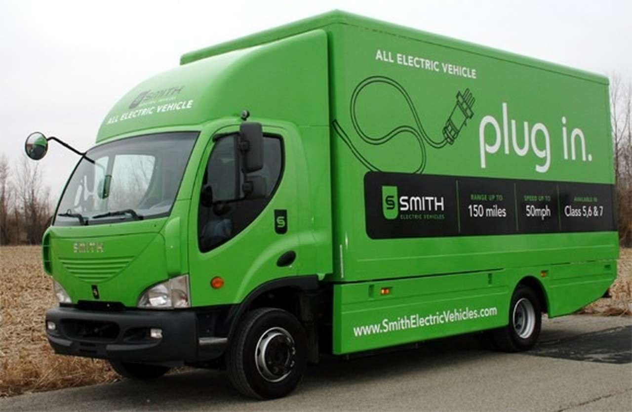 Компанию i-Miev составят два электрогрузовика