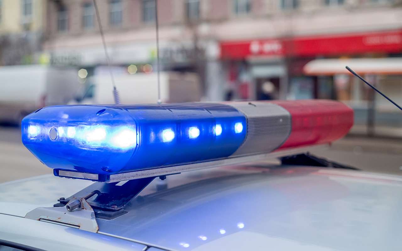 Начальник отдела ГИБДД обиделся на водителя маршрутки и побил его