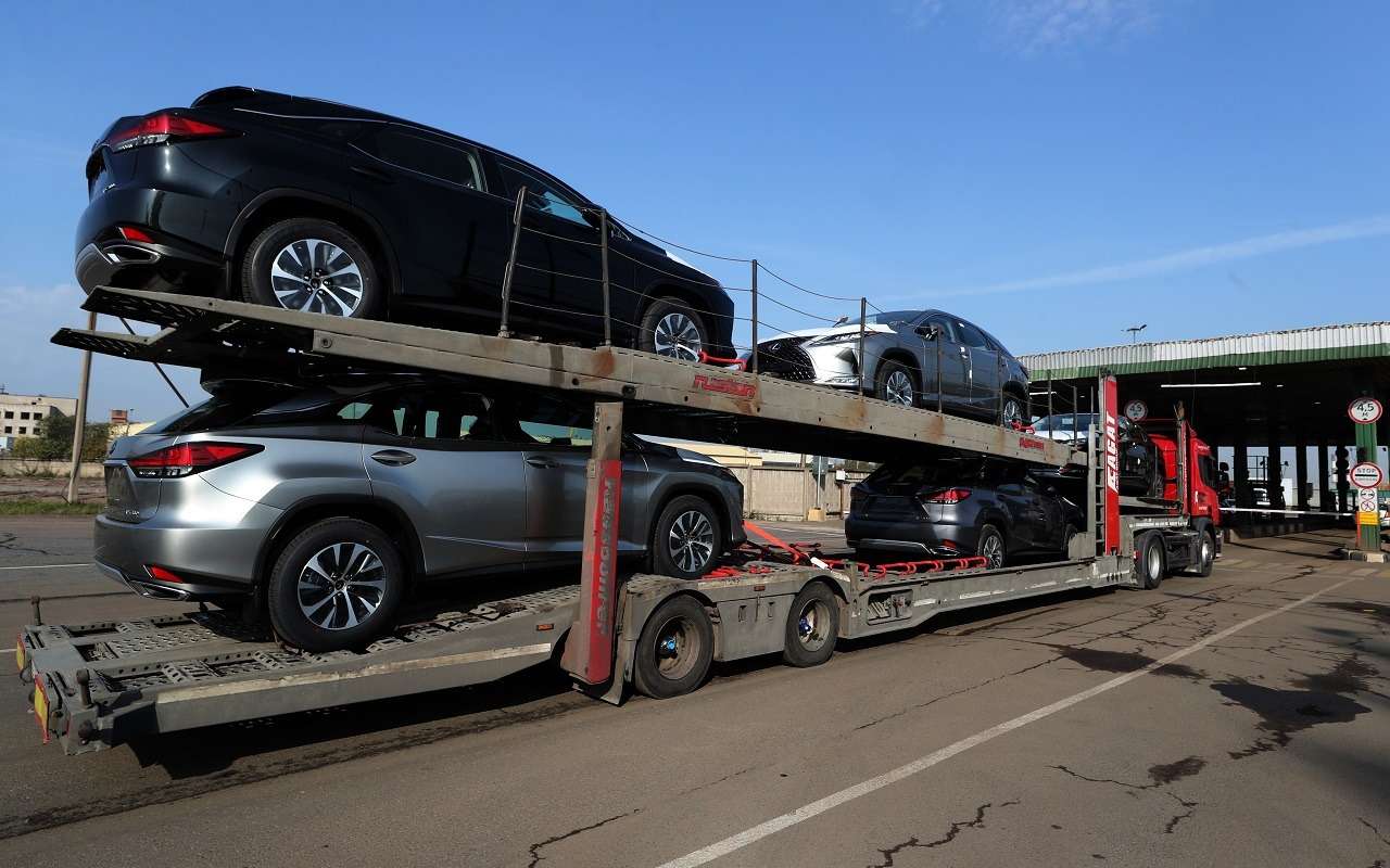 Названы самые популярные иномарки в России без учета китайских