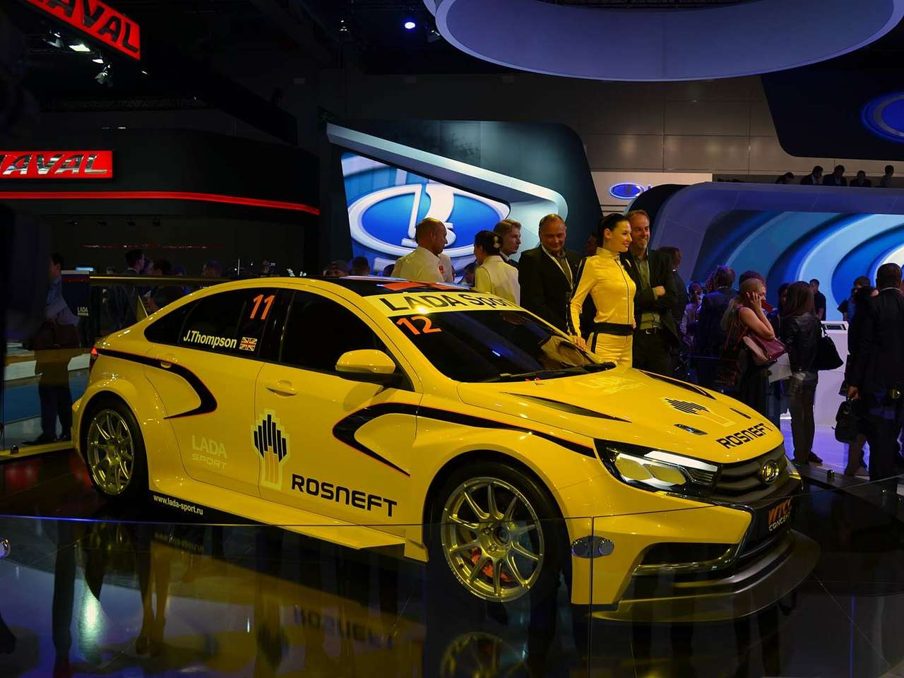 Еще одна громкая премьера АВТОВАЗа — спорткар Lada Vesta WTCC