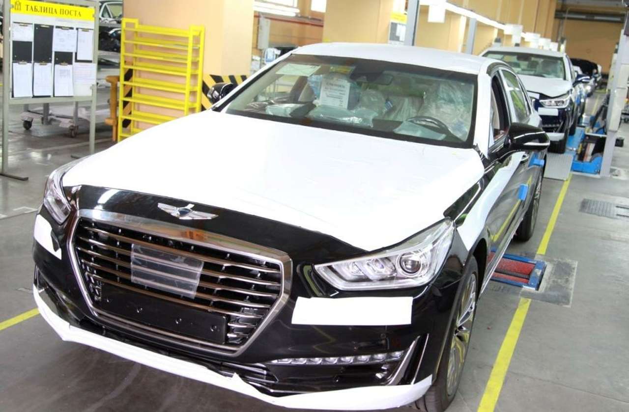 С конвейера «Автотора» сошел первый Genesis G90