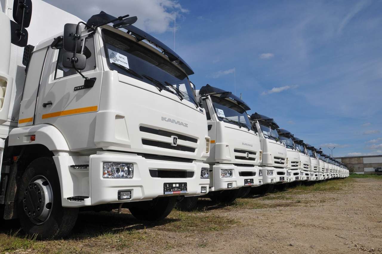 КАМАЗ загрузил часть производства заказами МЧС