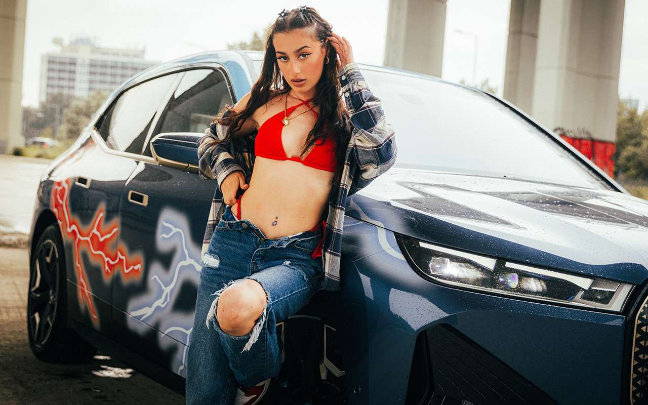 Четыре правила гардероба для дальней поездки: о них рассказал врач