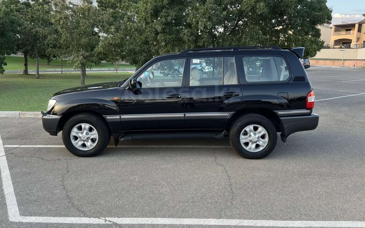 Toyota Land Cruiser 100