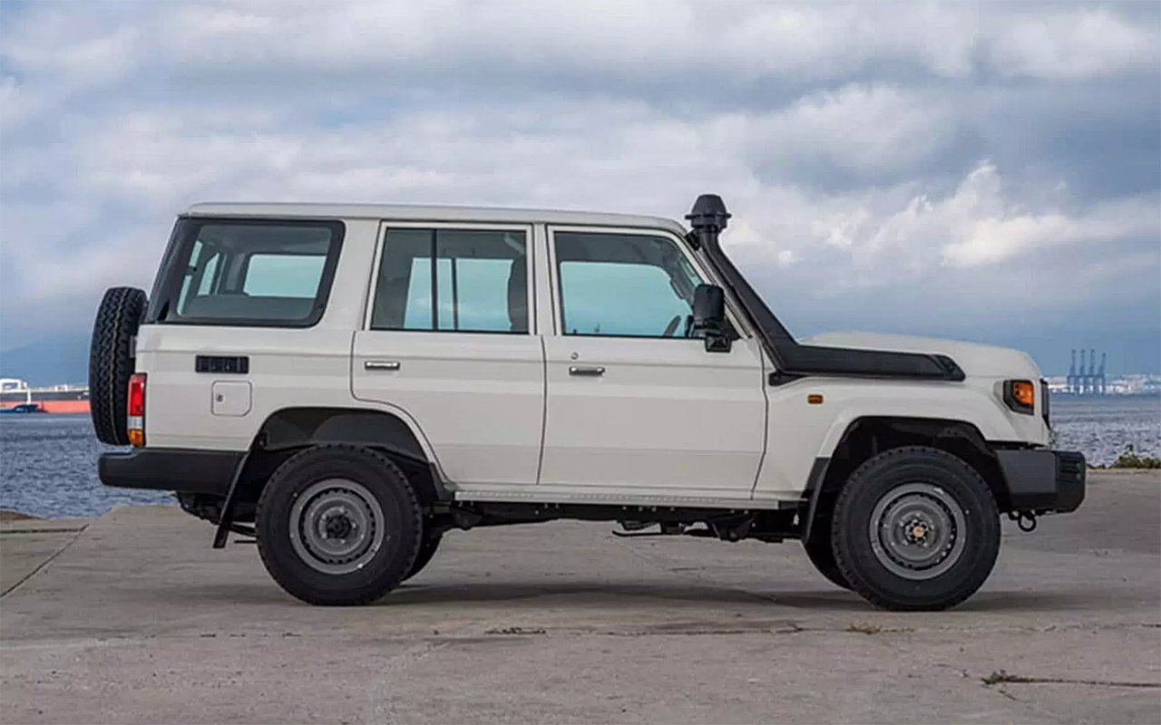 Toyota Land Cruiser