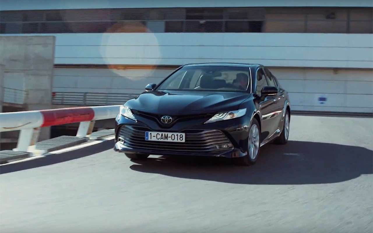 Новая Toyota Camry: видеотест