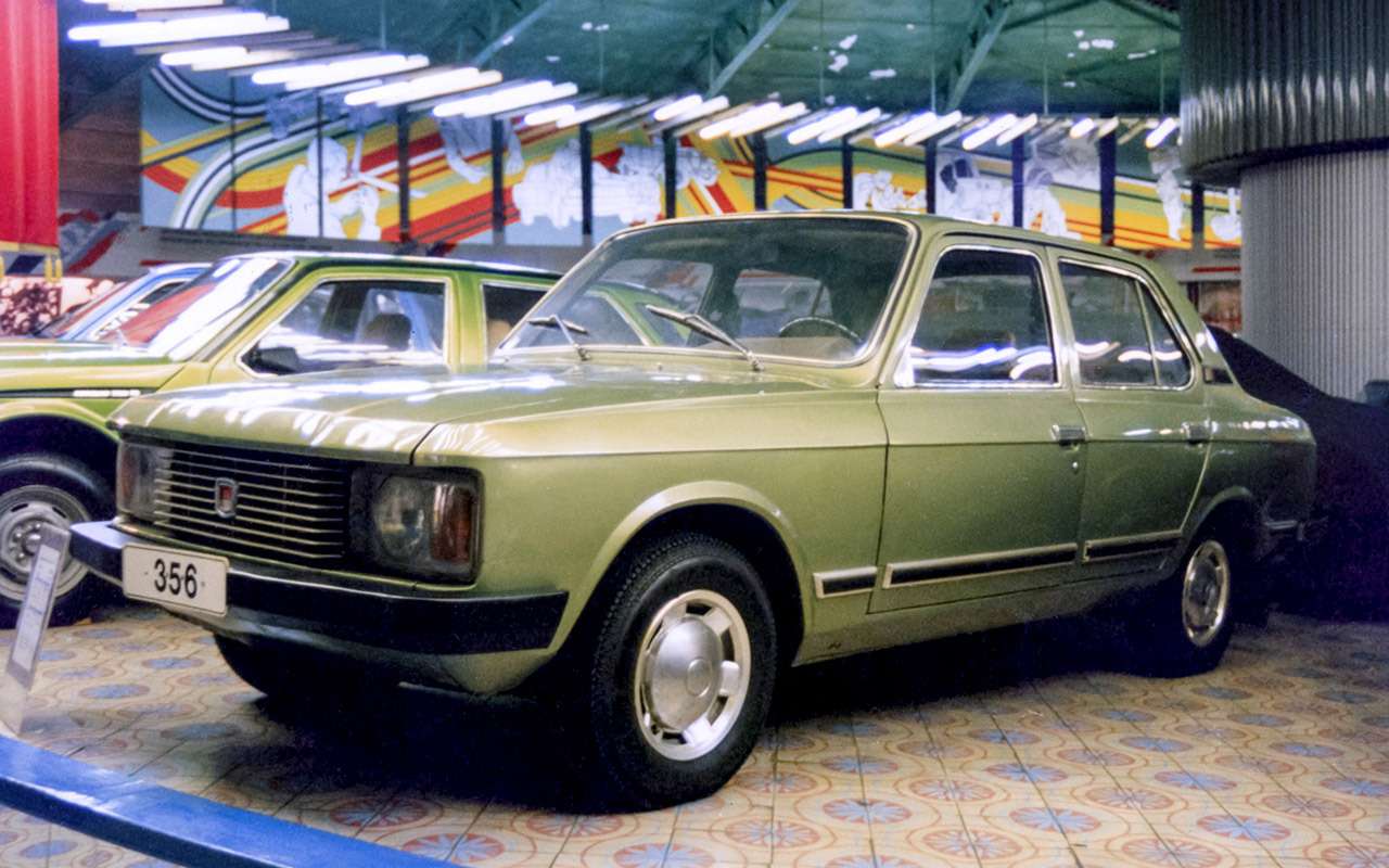 Последний из серии прототипов этого семейства – Москвич‑3–5-6, к счастью, сохранился в первозданном виде. Стоял в разоренном музее АЗЛК. Недавно показывался в экспозиции на ВВЦ, посвященной истории завода.