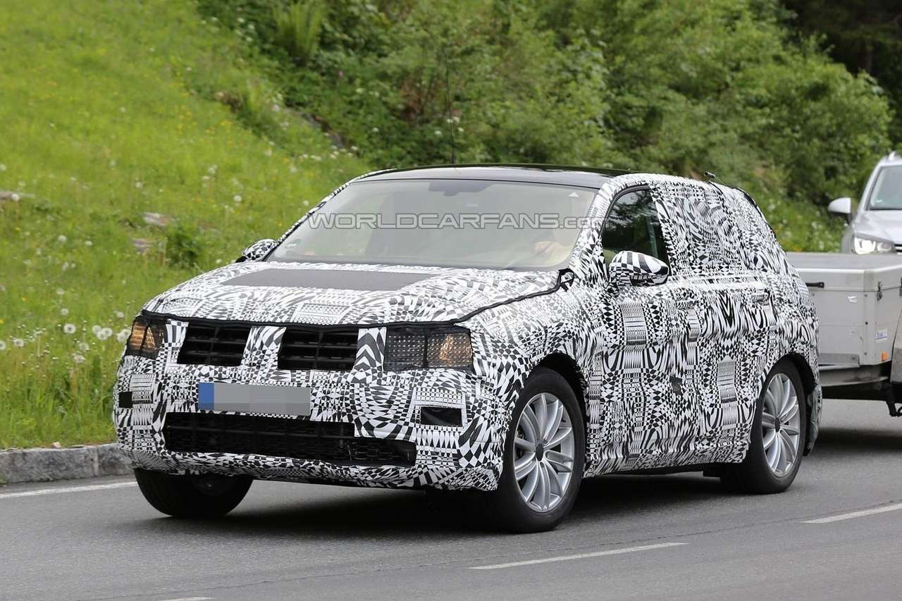 Новый VW Tiguan впервые показался в собственном кузове
