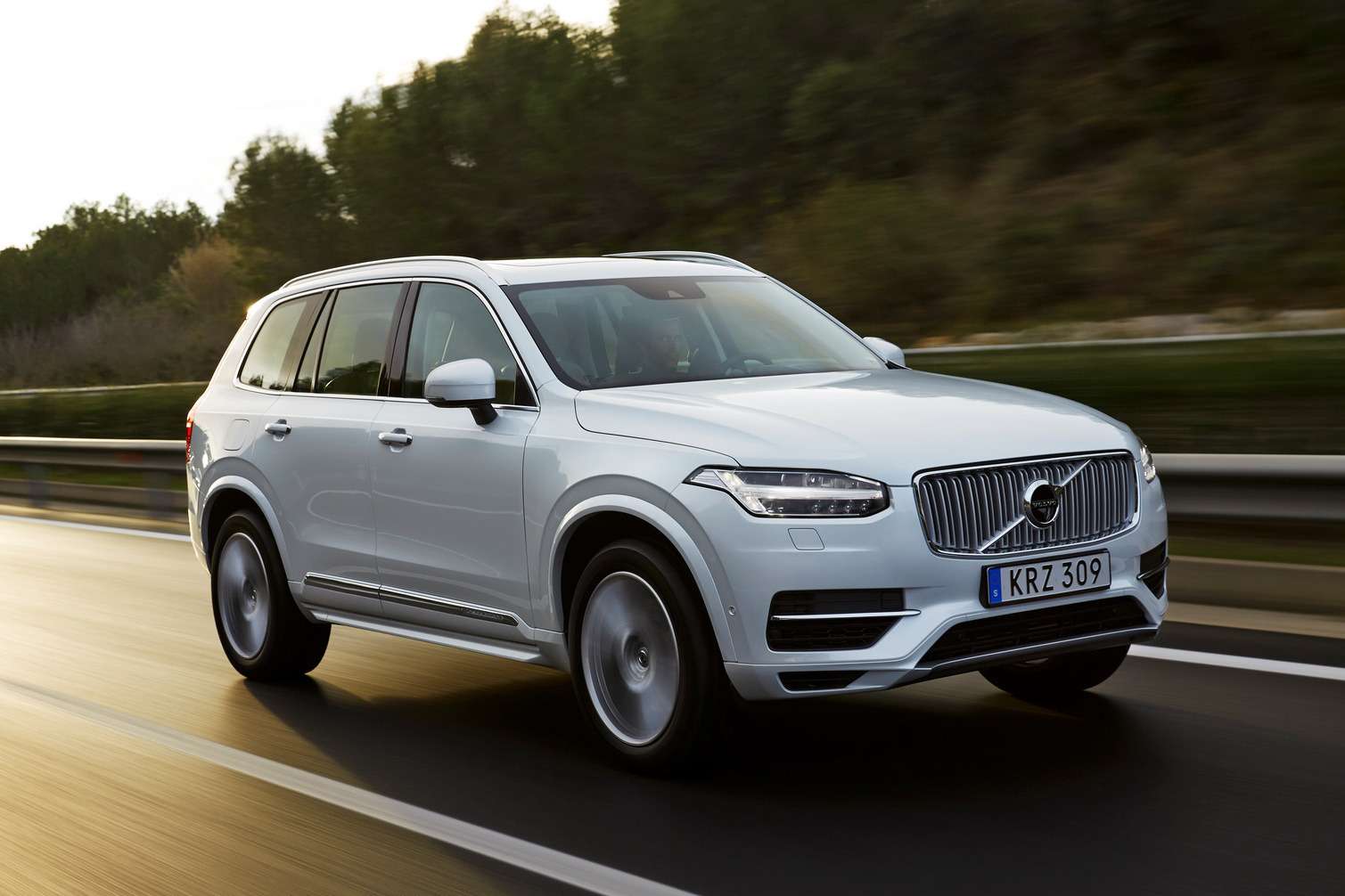 Volvo xc90 2016 проблемы