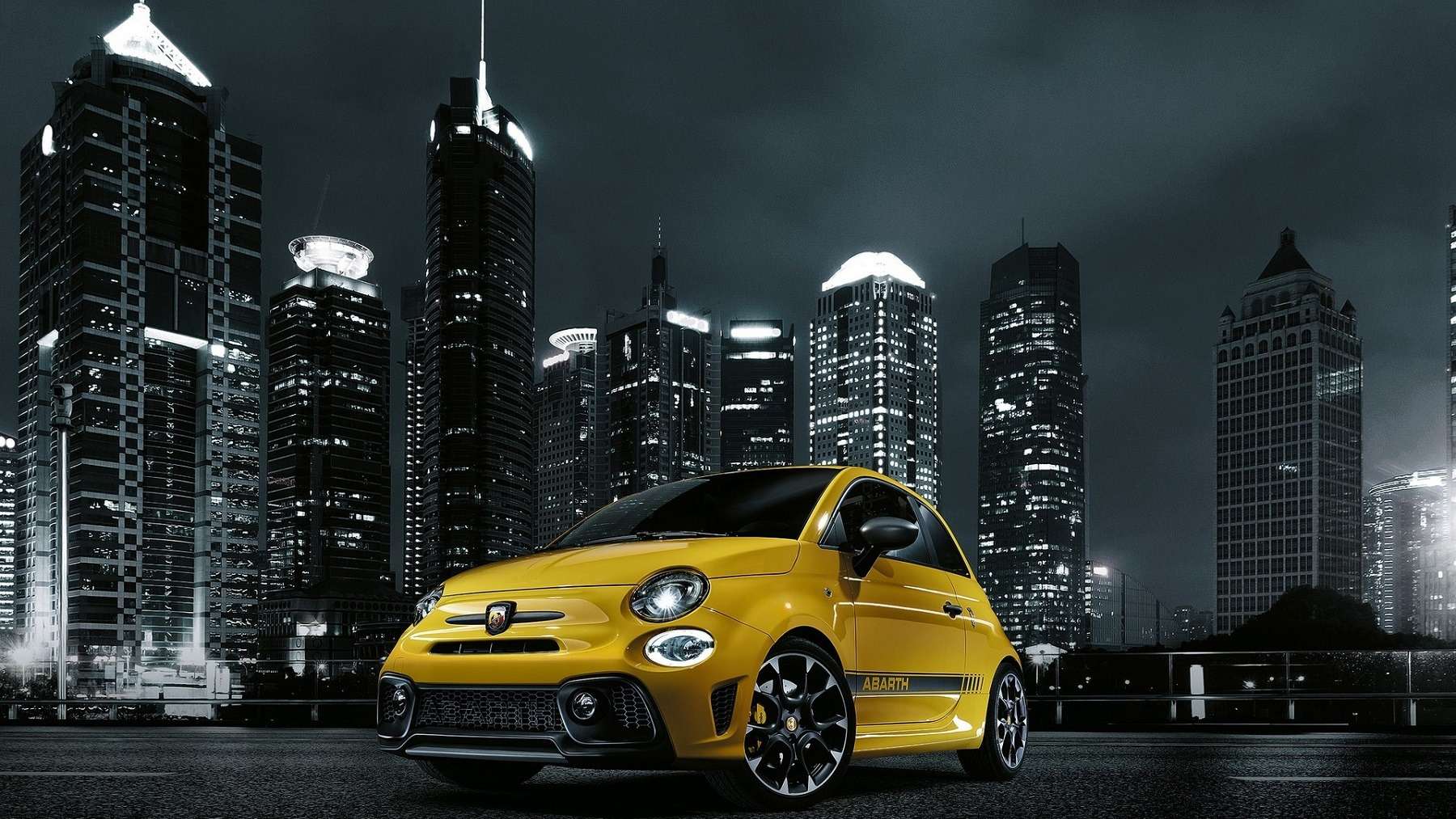 Автомобиль Fiat 500: обзор, новости, машина Fiat 500 — комплектации, разные  поколения, характеристики Fiat 500 — сайт За рулем www.zr.ru