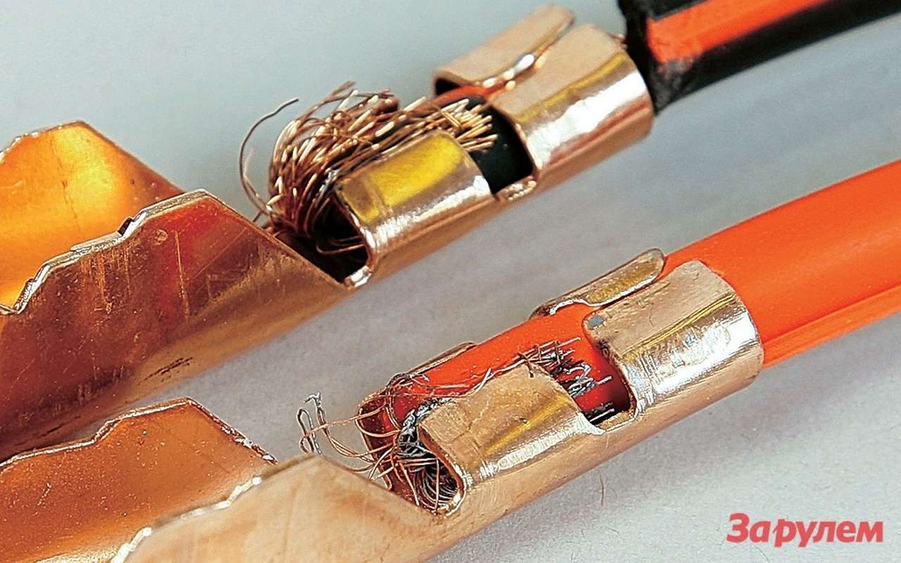 Пример бездарного обжима: провода при нагреве изменили цвет на серый.