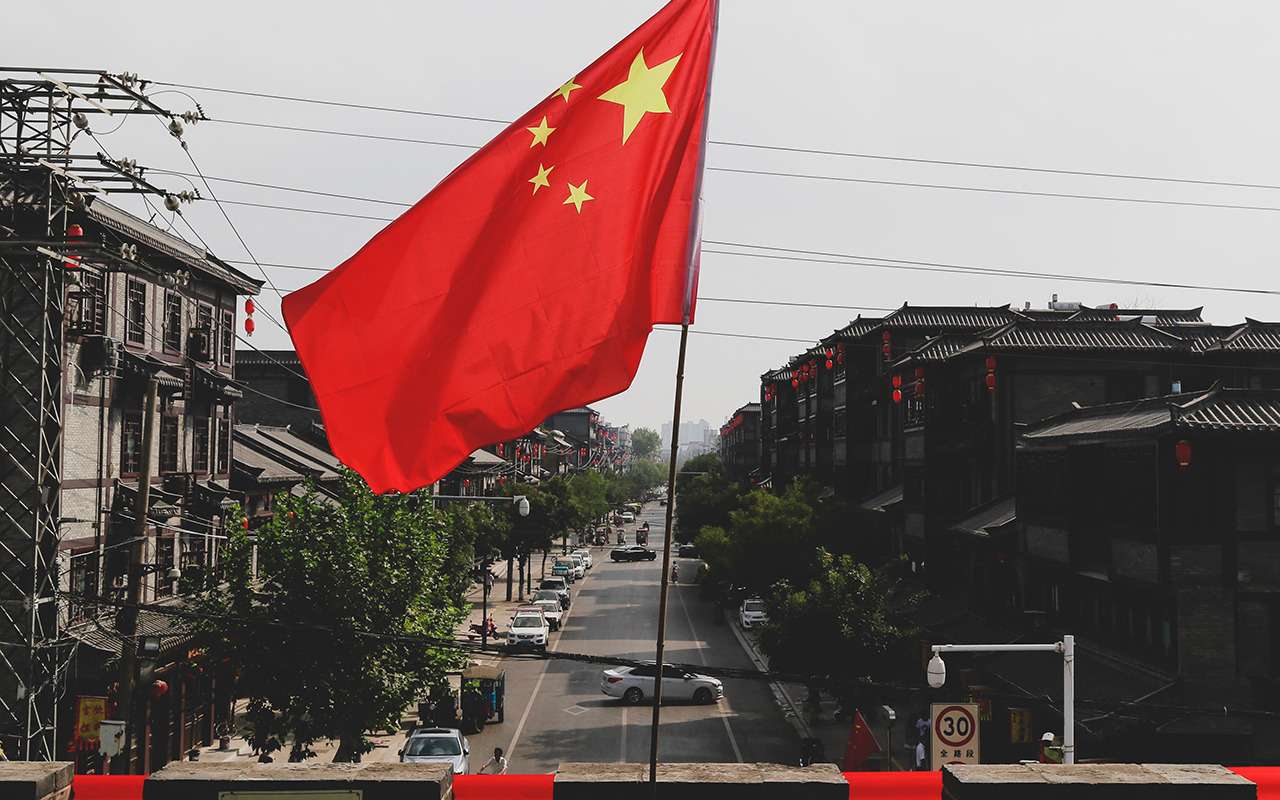 6 новинок из Китая: почти Ларгус, крутой кроссовер и лимузин, как у Си Цзиньпина