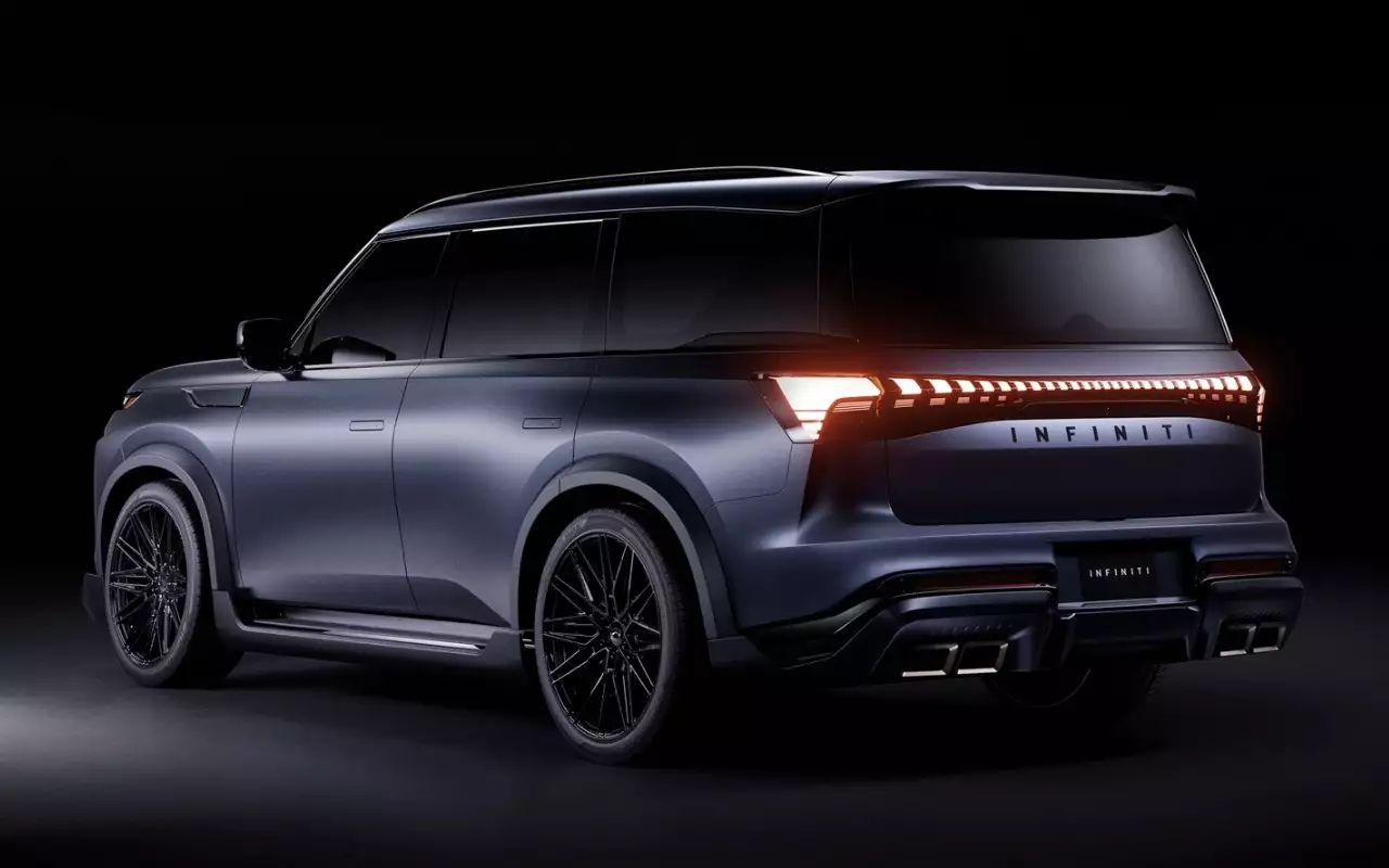 Infiniti QX80 Red Sport