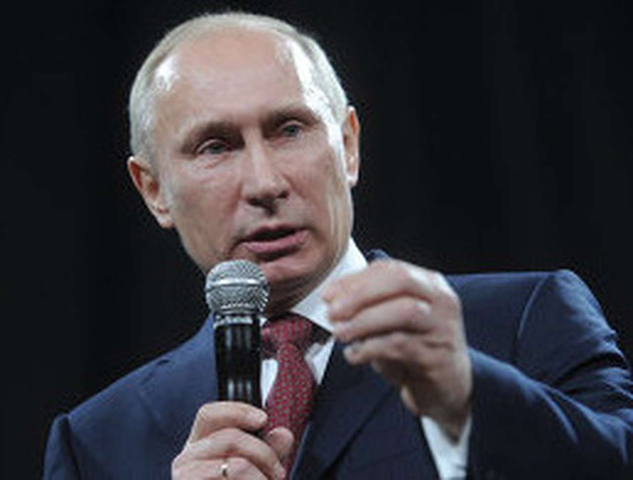 Путин пообещал в случае победы на выборах сократить количество мигалок