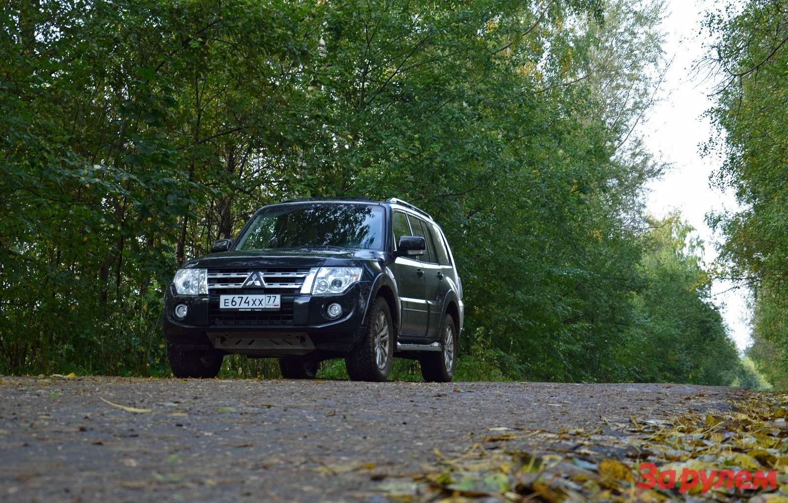 Купить б/у Mitsubishi Pajero IV 3.8 AT (250 л.с.) 4WD бензин автомат в Санкт-Пет