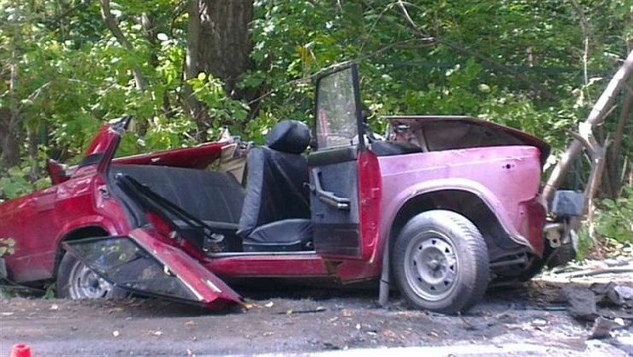 В Тольятти известный предприниматель устроил ДТП с выездом на встречку