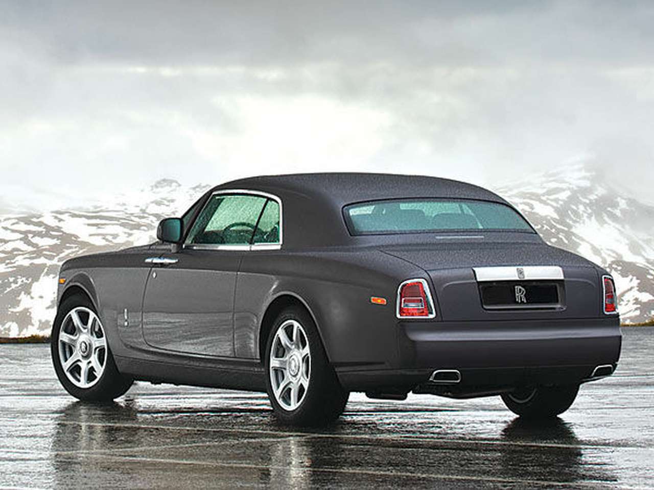 Китайский дебют Rolls-Royce Phantom Coupe
