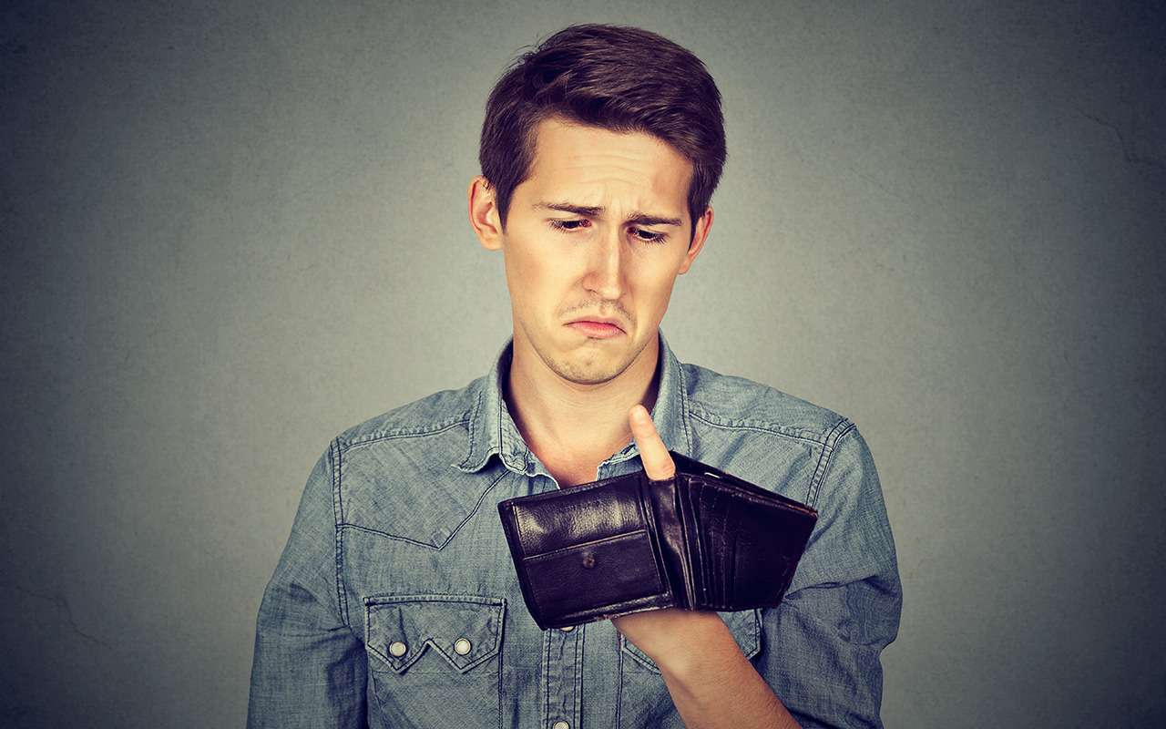 Живем плохо? А как насчет тратить по 50 тыс. в месяц на новый автомобиль?