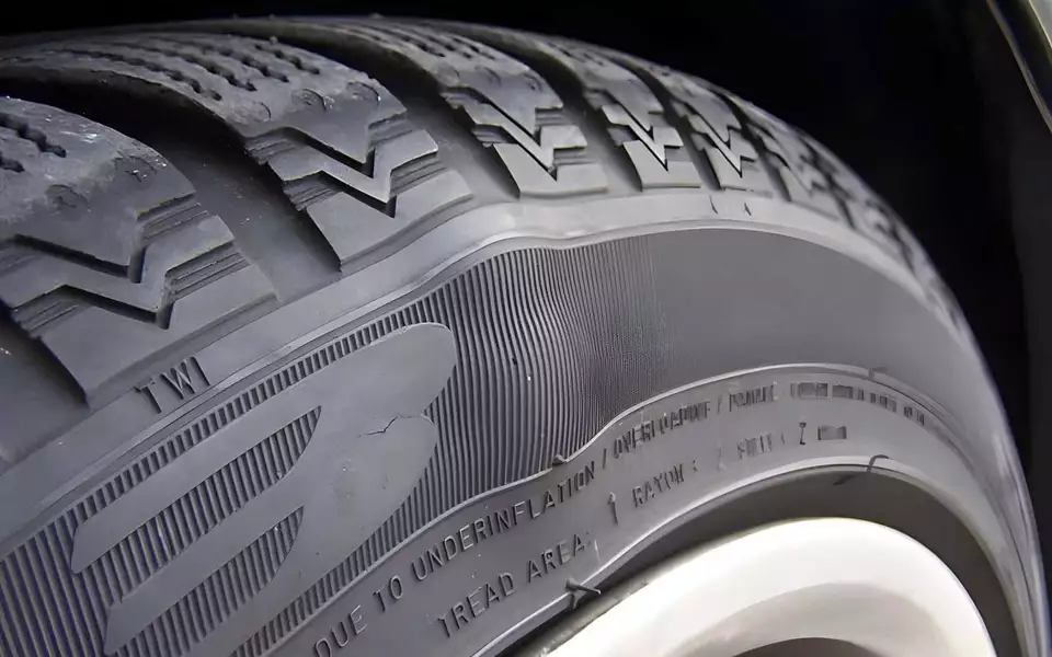 Грыжа легко определяется осмотром.